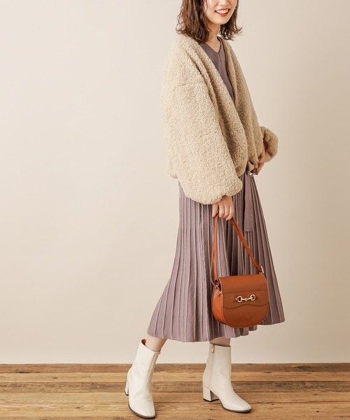 natural couture(ナチュラルクチュール)の「【WEB限定・大好評リバイバルアイテム】配色ニットプリーツワンピース(ワンピース・レディース・グレイッシュベージュ/ミント/ラベンダー/ブラック/ピンクベージュ・FREE)」の16枚目の写真