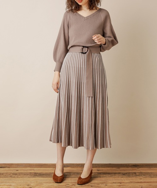 natural couture(ナチュラルクチュール)の「【WEB限定・大好評リバイバルアイテム】配色ニットプリーツワンピース(ワンピース・レディース・グレイッシュベージュ/ミント/ラベンダー/ブラック/ピンクベージュ・FREE)」の17枚目の写真