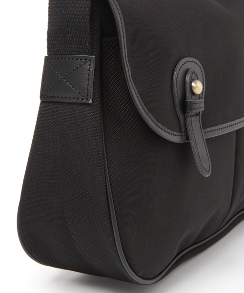 studio CLIP（スタディオクリップ）の「撥水カシメショルダーバッグ（ショルダーバッグ・レディース・ベージュ/ブラック/カーキ・FREE）」の12枚目の写真