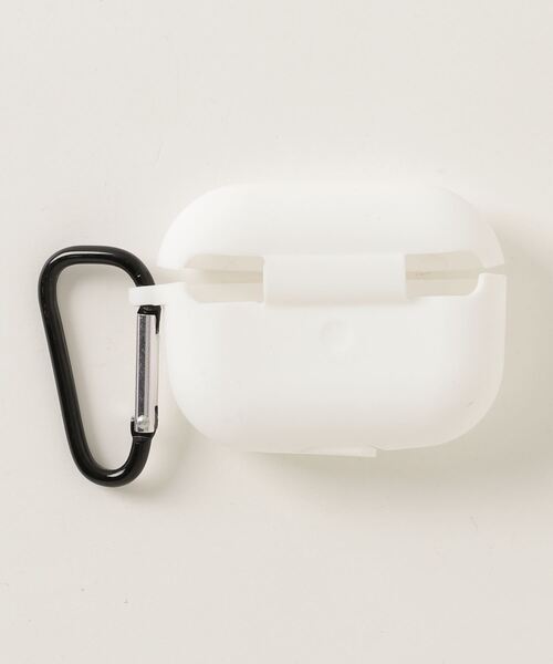 MILKFED.(ミルクフェド)の「AIRPODS PRO CASE(スマホグッズ・レディース・ホワイト/レッド/ライトパープル/ライトピンク/ブラック・ONE SIZE)」の7枚目の写真