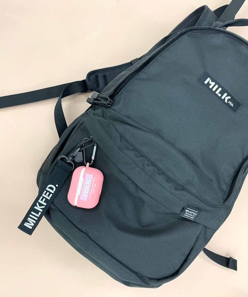 MILKFED.(ミルクフェド)の「AIRPODS PRO CASE(スマホグッズ・レディース・ホワイト/レッド/ライトパープル/ライトピンク/ブラック・ONE SIZE)」の22枚目の写真