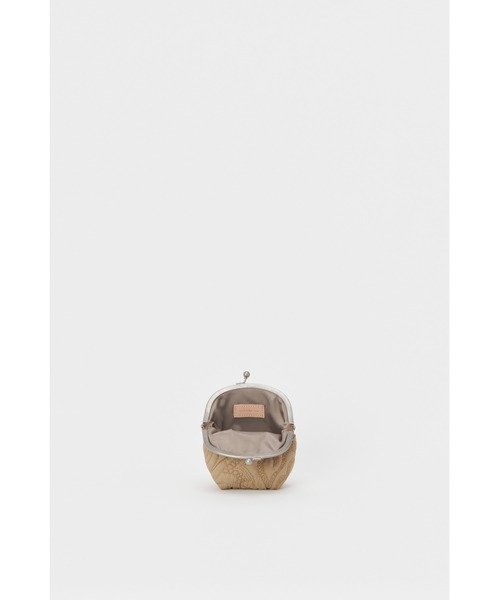 Hender Scheme(エンダースキーマ)の「snap pouch quilting(ショルダーバッグ・メンズ・ブラック/ベージュ/カーキ・FREE)」の8枚目の写真