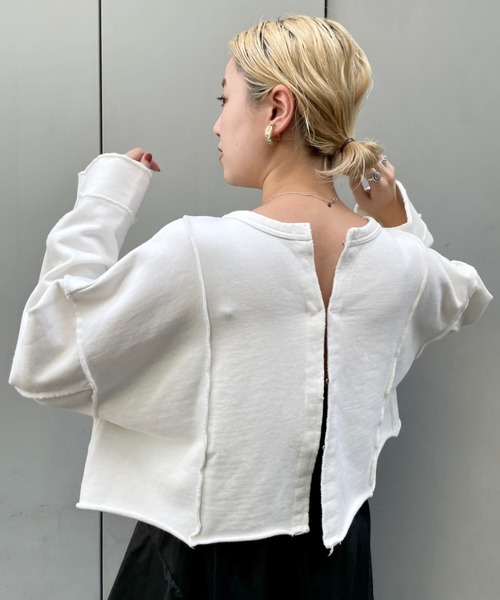 CIAOPANIC(チャオパニック)の「アウトリンキング2WAYショートカーディガン(カーディガン/ボレロ・レディース・ブラック/ブラウン/オフホワイト/ブルー・FREE)」の2枚目の写真