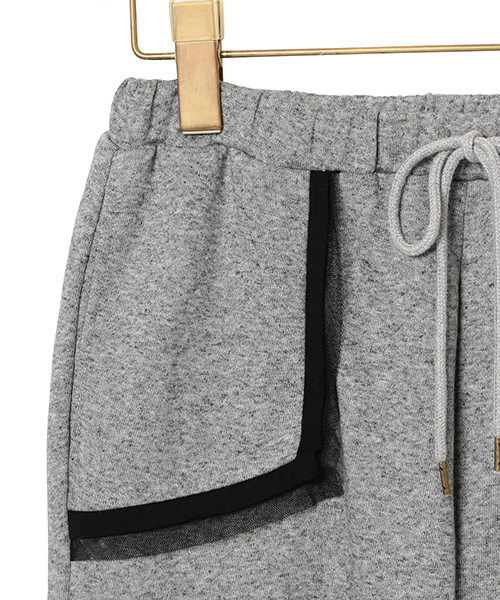 CAROLINA GLASER（カロリナ グレイサー）の「【MEG着用】CAROLINA GLASER / ポケットポイントパンツ（その他パンツ・レディース・ブラック/グレー・ONE SIZE）」の11枚目の写真