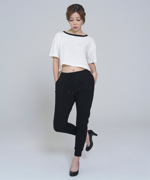 CAROLINA GLASER（カロリナ グレイサー）の「【MEG着用】CAROLINA GLASER / ポケットポイントパンツ（その他パンツ・レディース・ブラック/グレー・ONE SIZE）」の8枚目の写真