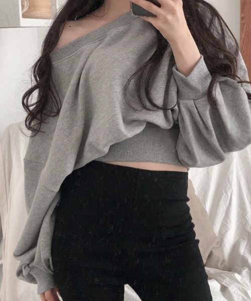 ACT（アクト）の「肩落ち ウエストリブ ショート丈 ボリュームスウェット（Tシャツ/カットソー・レディース・ブラック/グレー・FREE）」の6枚目の写真