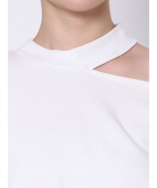 GYDA（ジェイダ）の「カットデザインraised back TOPS（Tシャツ/カットソー・レディース・オフホワイト/ブラック/ベージュ・FREE）」の6枚目の写真