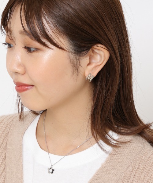 Me%（ミィパーセント）の「ミニフラワーネックレス（ネックレス・レディース・シルバー/ゴールド・FREE）」の6枚目の写真