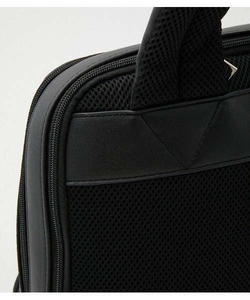 AZUL by moussy(アズールバイマウジー)の「CROCODILE EMBOSSED BACKPACK(バックパック/リュック・メンズ・ブラック・FREE)」の8枚目の写真