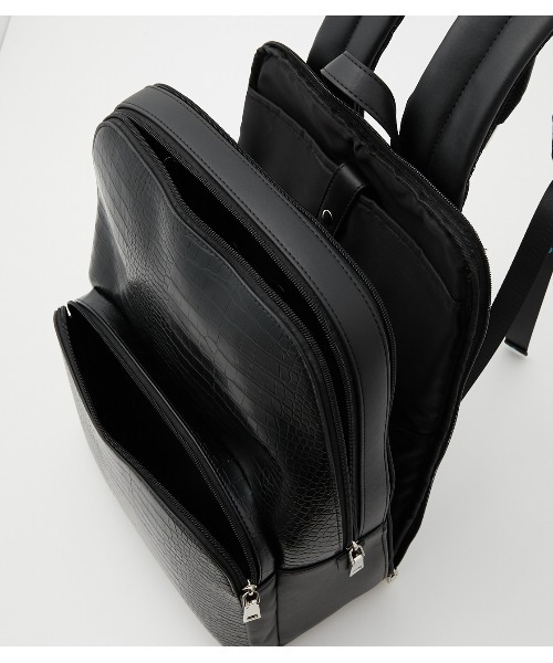 AZUL by moussy(アズールバイマウジー)の「CROCODILE EMBOSSED BACKPACK(バックパック/リュック・メンズ・ブラック・FREE)」の10枚目の写真
