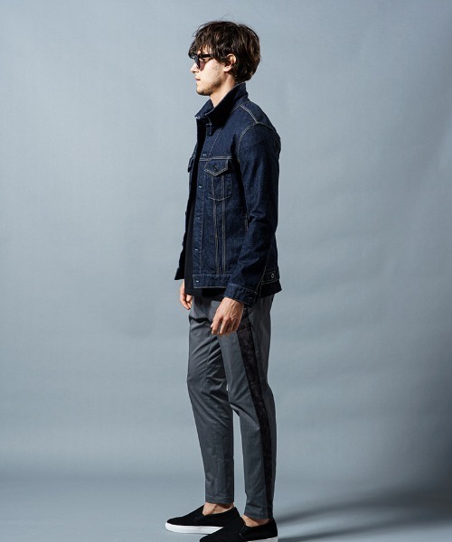 wjk（ダヴルジェイケイ）の「mj8271-trucker jacket(OW) デニム