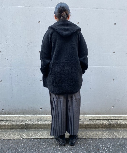 Risley(リズレー)の「Risley(リズレー)リバーシブルフードフェイクムートンコート(ムートンコート・レディース・ブラック/ベージュ・FREE)」の18枚目の写真