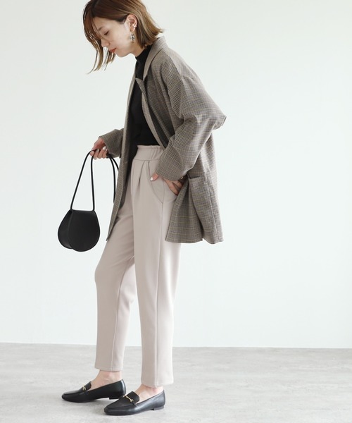 reca（レカ）の「美シルエット裏起毛テーパードパンツ（その他パンツ・レディース・チャコールグレー/ブラック/モカ/グレー系その他・M/L）」の9枚目の写真