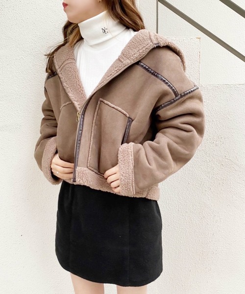 one after another NICE CLAUP（ワンアフターアナザーナイスクラップ）の「メインでもインナーでも使える！NCイニシャル刺繍ハイネックリブトップス（Tシャツ/カットソー・レディース・オフホワイト/ブラック/杢グレー/ピンク/レッド/ベージュ・FREE）」の21枚目の写真