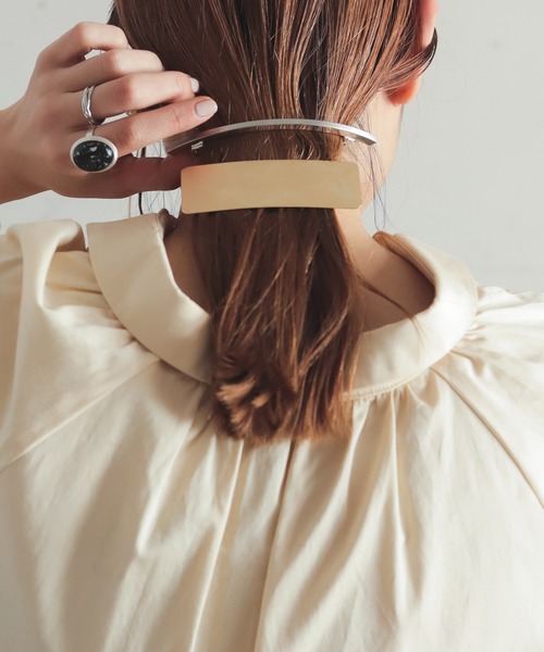 rapiecage（ラピエサージュ）の「ワイドプレートバレッタ（バレッタ/ヘアクリップ・レディース・シルバー/ゴールド・FREE）」の11枚目の写真