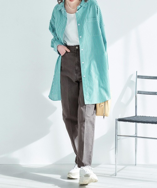 Chaco closet（チャコ クローゼット）の「ハイウエストセンタープレステーパードデニムパンツ（デニムパンツ・レディース・グレー/アイボリー/ブルー/サックスブルー/インディゴブルー/ブラック/ブラック系/サックスブルー系/ベージュ・S/M/L/XL）」の16枚目の写真