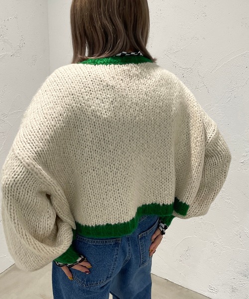 apres jour mignon(アプレジュールミニョン)の「ショート配色ニット【ZOZOTOWN限定アイテム】【11PO】(ニット/セーター・レディース・イエロー系その他/オレンジ/グリーン・X-LARGE/フリー)」の6枚目の写真