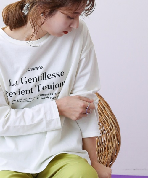 frames RAY CASSIN（フレームスレイカズン）の「WEB限定 前後差ロゴプリントロンT（Tシャツ/カットソー・レディース・キナリ/オフホワイト・FREE）」の13枚目の写真