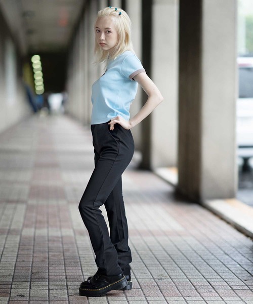 X-girl（エックスガール）の「X-GIR FRIENDS CAROLINE DINER S/S RINGER TEE/エックスガール×キャロラインダイナー　コラボ　リンガーチビT（Tシャツ/カットソー・レディース・ホワイト/ブラック/ライトブルー・S/M）」の10枚目の写真