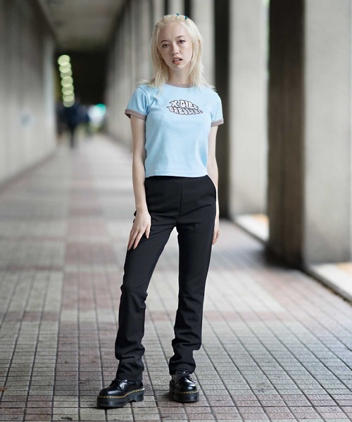 X-girl（エックスガール）の「X-GIR FRIENDS CAROLINE DINER S/S RINGER TEE/エックスガール×キャロラインダイナー　コラボ　リンガーチビT（Tシャツ/カットソー・レディース・ホワイト/ブラック/ライトブルー・S/M）」の5枚目の写真