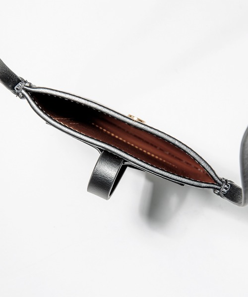 ECHELLE Liberte（エシェルリベルテ）の「BURBERRY バーバリー フォンケース ショルダーバッグ（ショルダーバッグ・レディース・オフホワイト/ベージュ・FREE）」の19枚目の写真