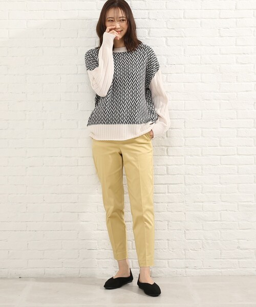 SHOO・LA・RUE(シューラルー)の「◆楽ちんスクエアパンプス(その他シューズ・レディース・ライトグレー/ブラック/イエロー・25/35/45)」の12枚目の写真