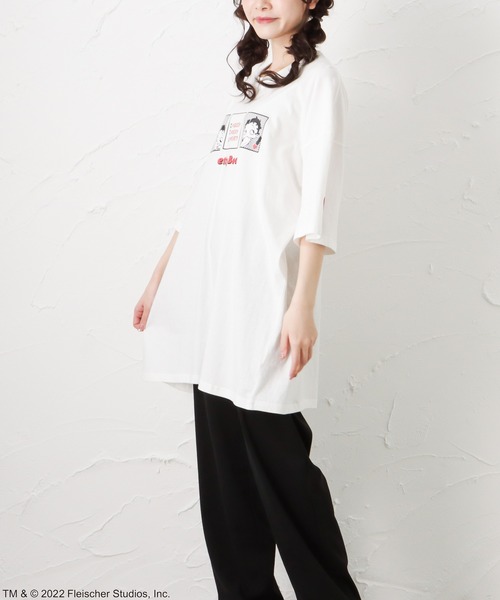 Mac-House(マックハウス)の「Betty Boop プリントビッグシルエットTシャツ(Tシャツ/カットソー・レディース・ホワイト/パープル/グレー・フリー)」の5枚目の写真