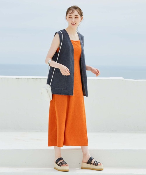 archives（アルシーヴ）の「フクレジャガードパイピングキャミワンピース（ワンピース・レディース・ブラック/イエロー/アイボリー/オレンジ・MEDIUM）」の6枚目の写真