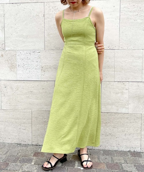 archives（アルシーヴ）の「フクレジャガードパイピングキャミワンピース（ワンピース・レディース・ブラック/イエロー/アイボリー/オレンジ・MEDIUM）」の17枚目の写真