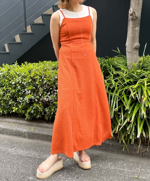 archives（アルシーヴ）の「フクレジャガードパイピングキャミワンピース（ワンピース・レディース・ブラック/イエロー/アイボリー/オレンジ・MEDIUM）」の9枚目の写真