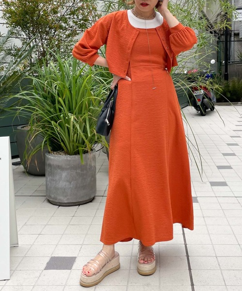 archives（アルシーヴ）の「フクレジャガードパイピングキャミワンピース（ワンピース・レディース・ブラック/イエロー/アイボリー/オレンジ・MEDIUM）」の10枚目の写真