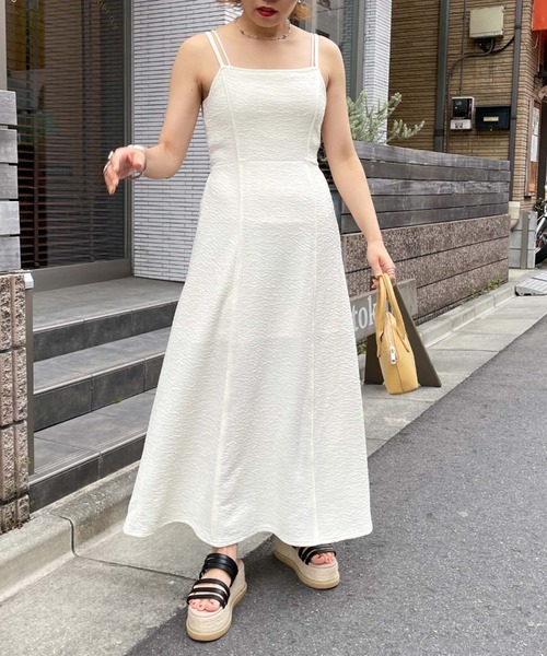 archives（アルシーヴ）の「フクレジャガードパイピングキャミワンピース（ワンピース・レディース・ブラック/イエロー/アイボリー/オレンジ・MEDIUM）」の14枚目の写真