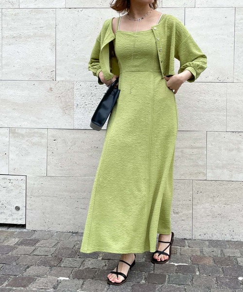 archives（アルシーヴ）の「フクレジャガードパイピングキャミワンピース（ワンピース・レディース・ブラック/イエロー/アイボリー/オレンジ・MEDIUM）」の16枚目の写真