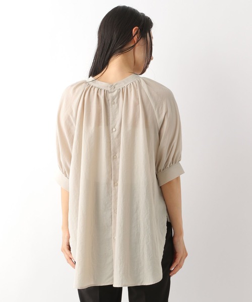 LEPSIM（レプシィム）の「パフスリーブチュニック　279705（シャツ/ブラウス・レディース・ネイビー/イエロー/グレイッシュベージュ・MEDIUM/LARGE）」の11枚目の写真