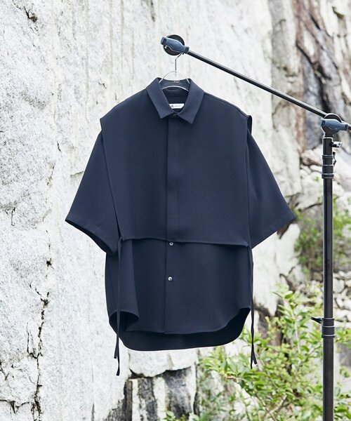 tk.TAKEO KIKUCHI(ティーケータケオキクチ)の「◆リアルレイヤード2WAYシャツ(シャツ/ブラウス・メンズ・ブラック/ライトグリーン/ライトベージュ・01/02/03)」の1枚目の写真