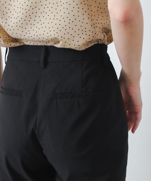 SENSE OF PLACE by URBAN RESEARCH（センスオブプレイスバイアーバンリサーチ）の「『TALLサイズあり』ストレッチスリムテーパードパンツ（その他パンツ・レディース・ブラック/ブルー/ライトベージュ・SMALL/MEDIUM/LARGE/X-SMALL/TALL）」の7枚目の写真