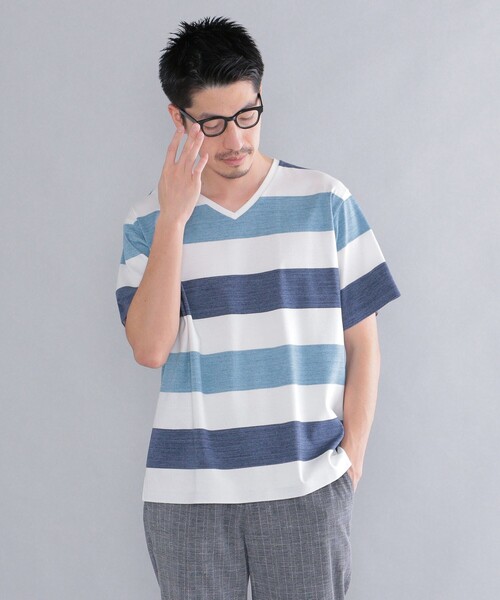 SHIPS(シップス)の「SHIPS: スペック ワイドボーダー/パネル Vネック Tシャツ(Tシャツ/カットソー・メンズ・カーキ/ブラック/ライトブルー/ネイビー/ライトオリーブ・SMALL/MEDIUM/LARGE/X-LARGE)」の5枚目の写真