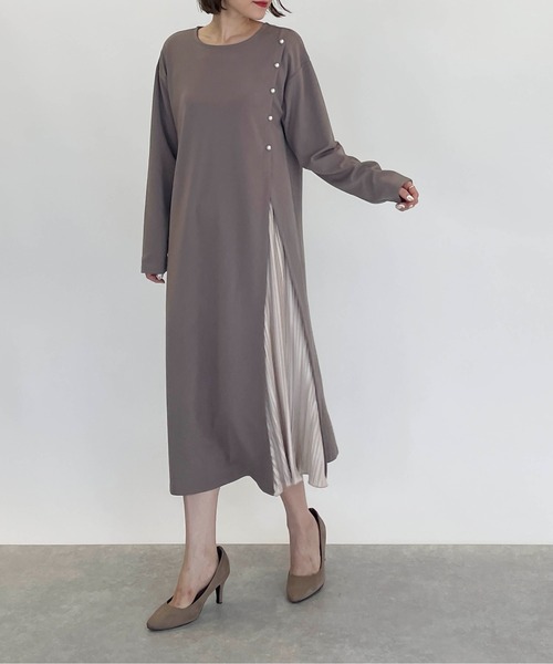 PICCIN（ピッチン）の「サイドプリーツパールワンピース（ワンピース・レディース・ブラック/モカ・M/L）」の16枚目の写真