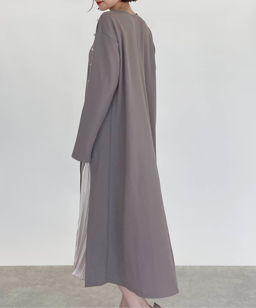 PICCIN（ピッチン）の「サイドプリーツパールワンピース（ワンピース・レディース・ブラック/モカ・M/L）」の4枚目の写真