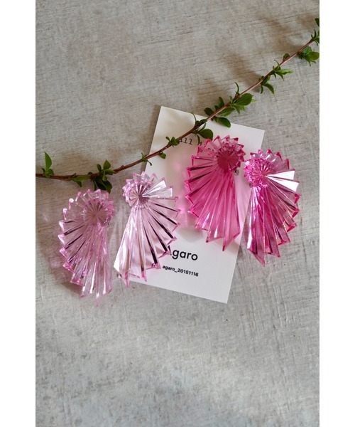 tone（トーン）の「【Agaro】No.200　ドイツvintageビーズの痛くなりにくいイヤリング(MA)（イヤリング・レディース・ホワイト/グリーン/ブルー/マジェンタ/パープル/ライトブルー/ピンク/ベビーピンク/ホワイト系1/その他1/その他2・FREE）」の8枚目の写真