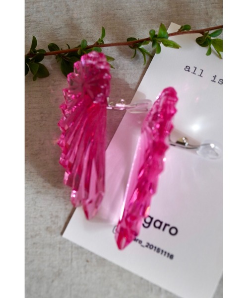 tone（トーン）の「【Agaro】No.200　ドイツvintageビーズの痛くなりにくいイヤリング(MA)（イヤリング・レディース・ホワイト/グリーン/ブルー/マジェンタ/パープル/ライトブルー/ピンク/ベビーピンク/ホワイト系1/その他1/その他2・FREE）」の7枚目の写真