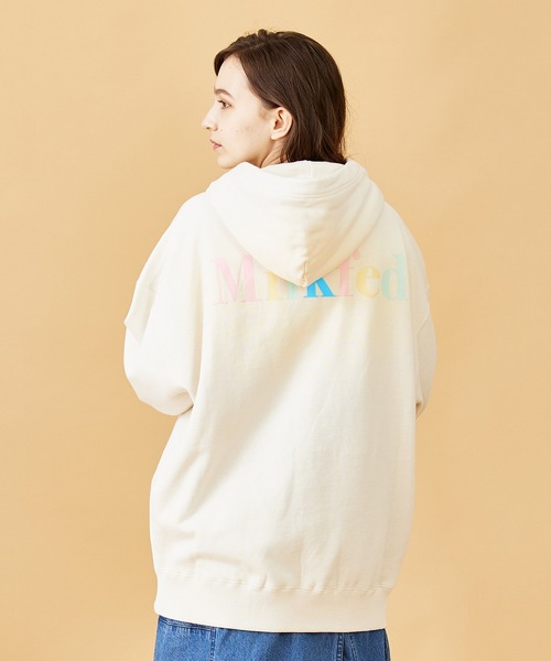 MILKFED.(ミルクフェド)の「D ONE MILKFED BIG SWEAT HOODIE(パーカー・レディース・ライトピンク/オフホワイト/ネイビー/ブラック/ライトブルー・ONE SIZE)」の22枚目の写真