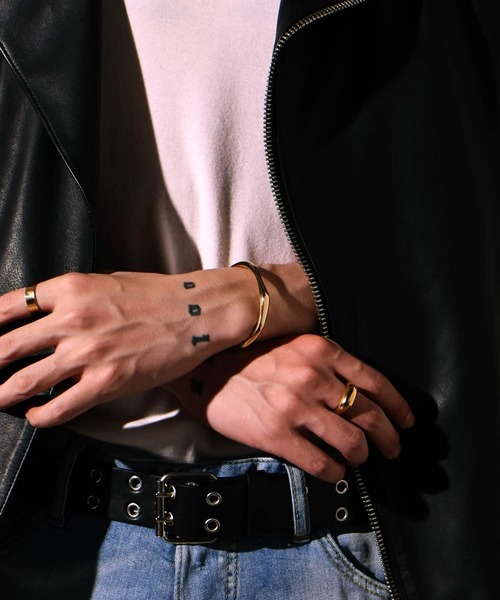 LHME（エルエイチエムイー）の「【WEB限定】”Atrium”ブランチバングル/サージカルステンレス（金属アレルギー対応）【LHME / エルエイチエムイー】（バングル/リストバンド・レディース・シルバー/ゴールド・ONE SIZE）」の14枚目の写真