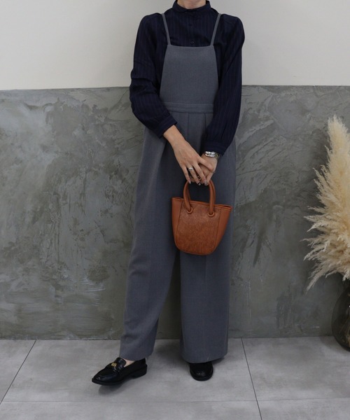 DONOBAN（ドノバン）の「花柄合皮ミニショルダーバッグ（ショルダーバッグ・レディース・ブラック/ダークグレー/キャメル・F）」の13枚目の写真