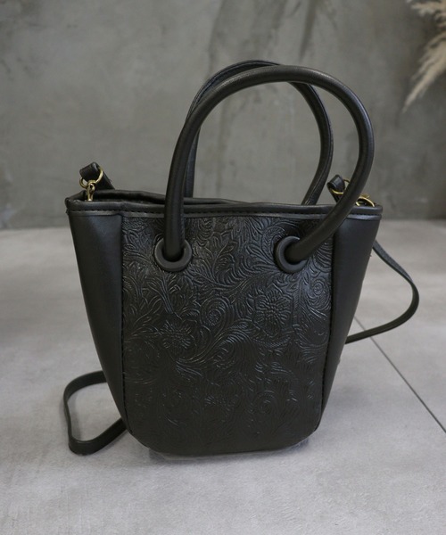 DONOBAN（ドノバン）の「花柄合皮ミニショルダーバッグ（ショルダーバッグ・レディース・ブラック/ダークグレー/キャメル・F）」の15枚目の写真