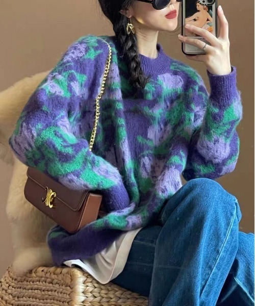 SpRay（スプレイ）の「シャギーぼかし花柄ニット（ニット/セーター・レディース・パープル/ピンク・FREE）」の2枚目の写真