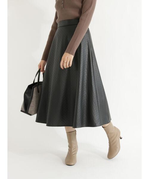 Te chichi（テチチ）の「キルト風パンチングレザーフレアスカート（スカート・レディース・カーキ/ブラック・SMALL/MEDIUM）」の3枚目の写真