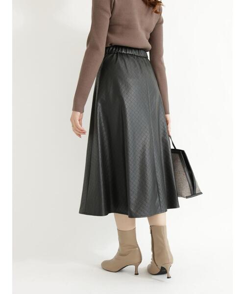 Te chichi（テチチ）の「キルト風パンチングレザーフレアスカート（スカート・レディース・カーキ/ブラック・SMALL/MEDIUM）」の8枚目の写真