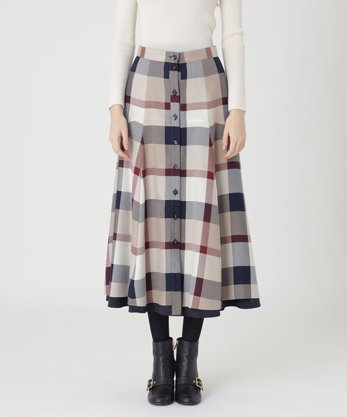 美品　クレストブリッジBlue Lab:EZUMiマットストレッチタフタスカート BLUE LABEL CRESTBRIDGE（ブルーレーベルクレストブリッジ）の