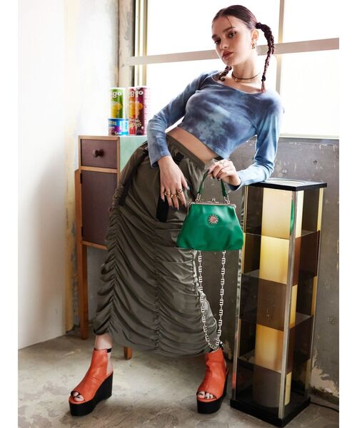 EVRIS（エヴリス）の「バックルデザインプラットフォームサンダル（サンダル・レディース・ブラック/オレンジ・SMALL/MEDIUM/LARGE）」の8枚目の写真